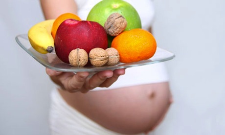 Las consecuencias de un embarazo con alimentación vegana sin suplementos