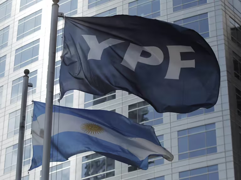 YPF Optimiza su Portafolio: Primeros Acuerdos para la Venta de Áreas Convencionales