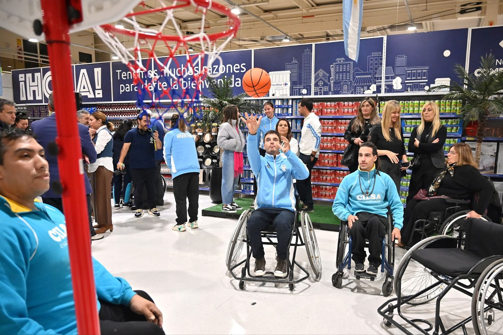 Carrefour y el COA Unen Fuerzas para Promover el Deporte.